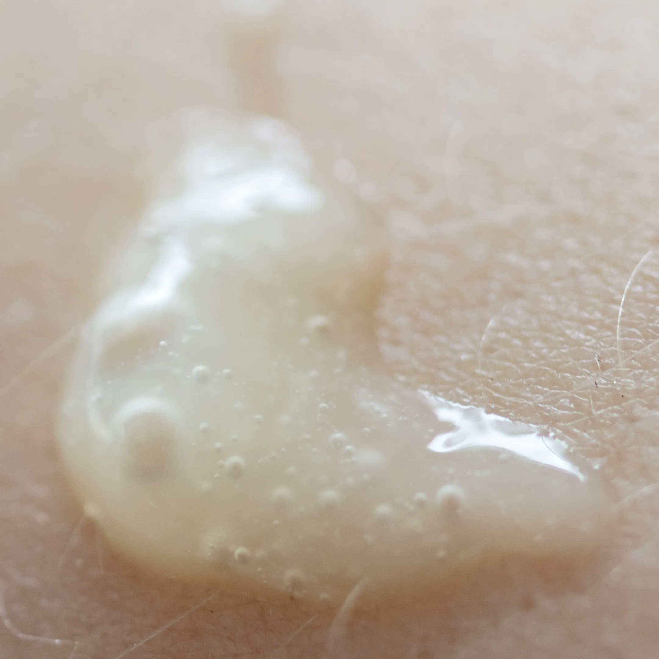 Super hydrating antioxidant serum - Image 3