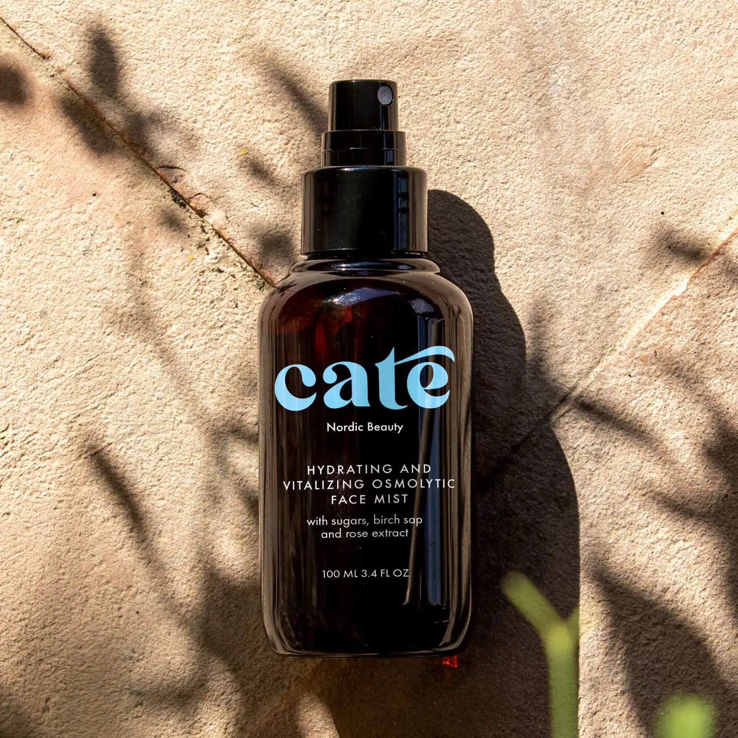 Hydrating and vitalizing osmolytic face mist